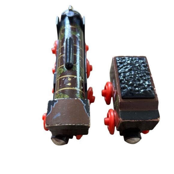 Thomas & Friends Wooden Railway Hiro & Tender Train Engine - Picture 5 of 7